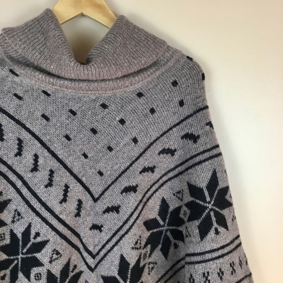 Fair Isle Cowlneck Wool Sweater Cape Poncho sz M - Picture 3 of 7